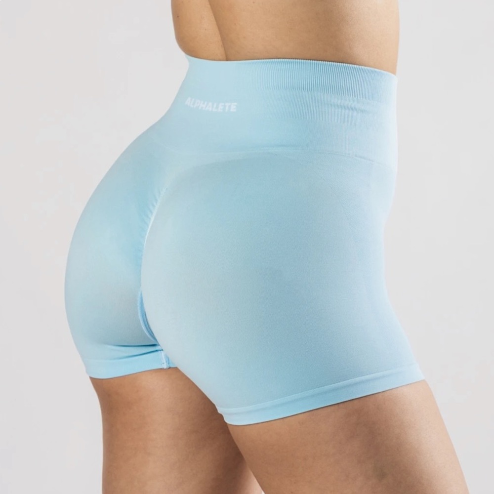 Alphalete Artic blue amplify shorts